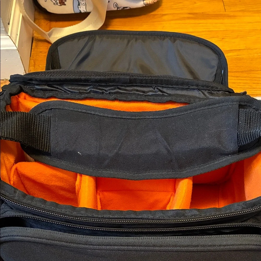 Amazon Basics sturdy camera